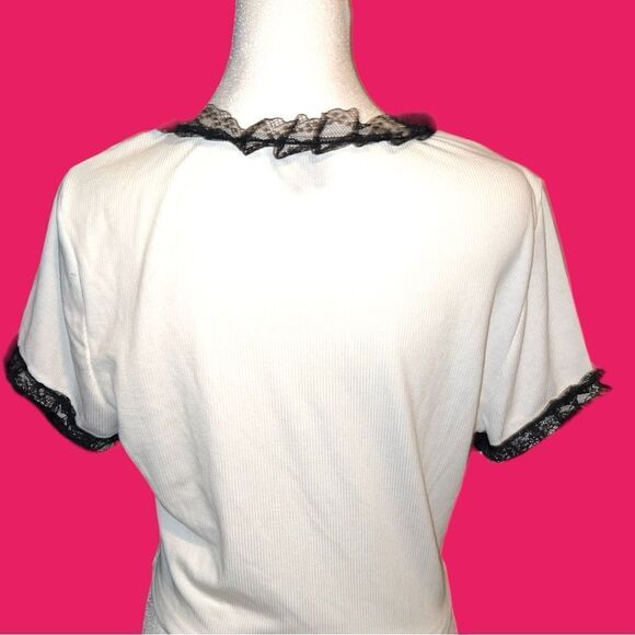 Shein/ hello kitty white ribbed crop top with black lace trim! New - Picture 6 of 9